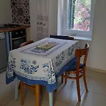 Ferienhaus Rustic Holiday Miketa