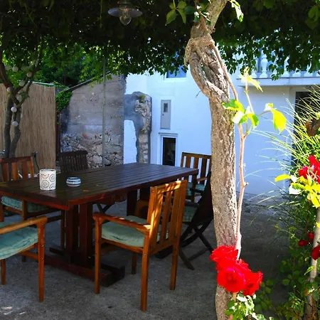 Prázdninový dům Rustic Holiday Miketa *