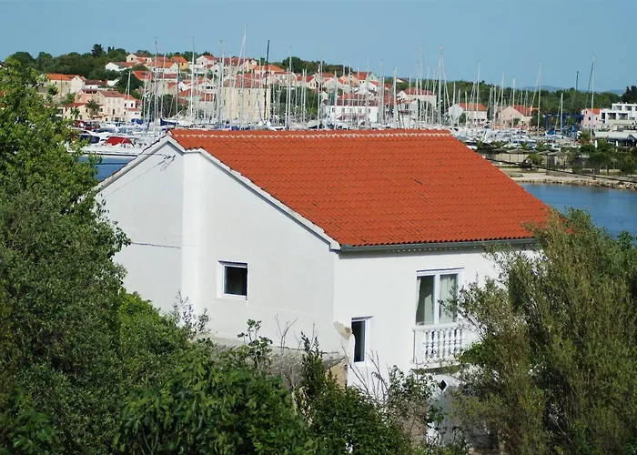 Prázdninový dům Rustic Holiday Miketa Lukoran