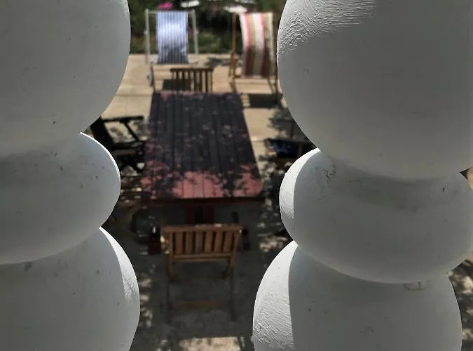 Rustic Holiday Miketa Lukoran