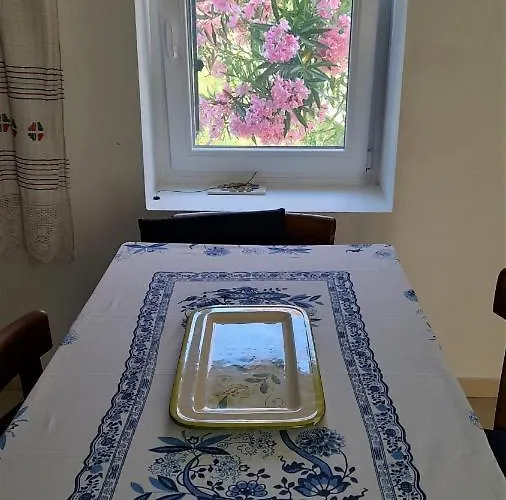 Rustic Holiday Miketa *