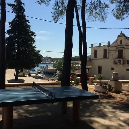 Rustic Miketa Hébergement de vacances Lukoran